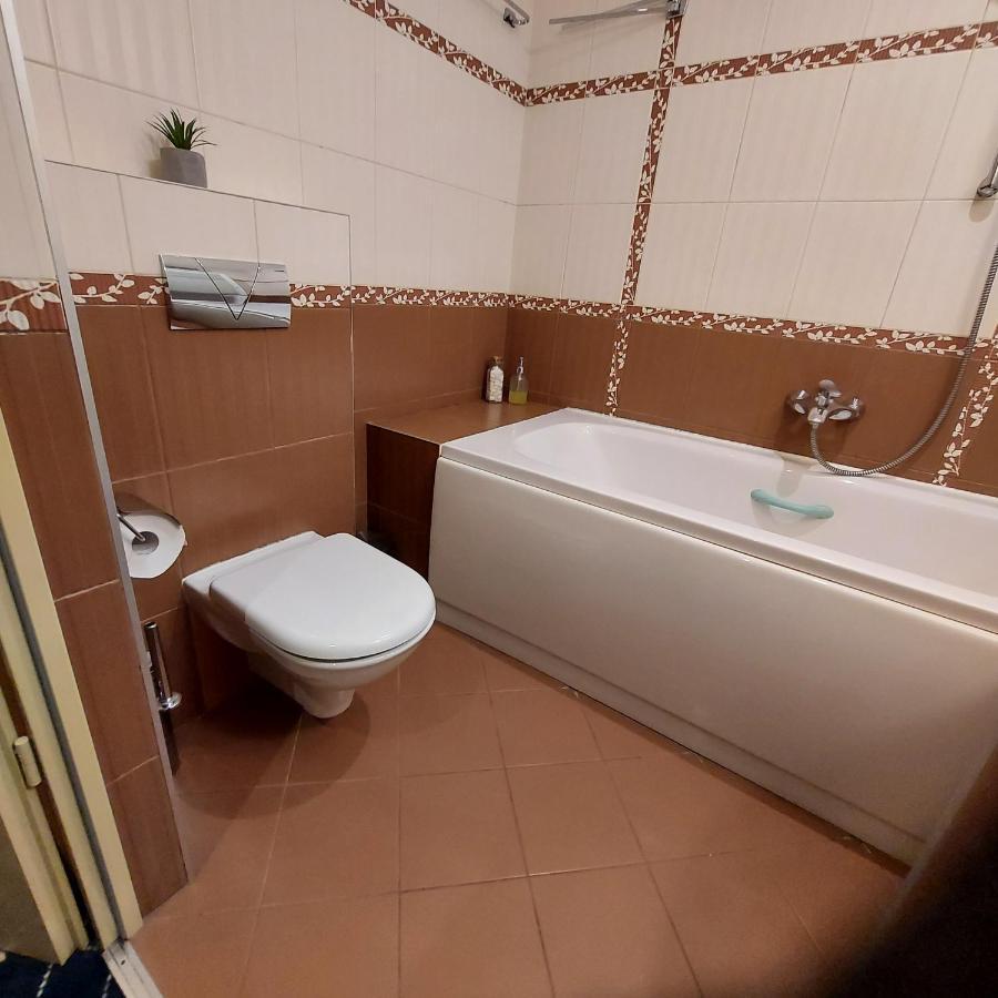 Las Vegas Rooms Vilnius Buitenkant foto