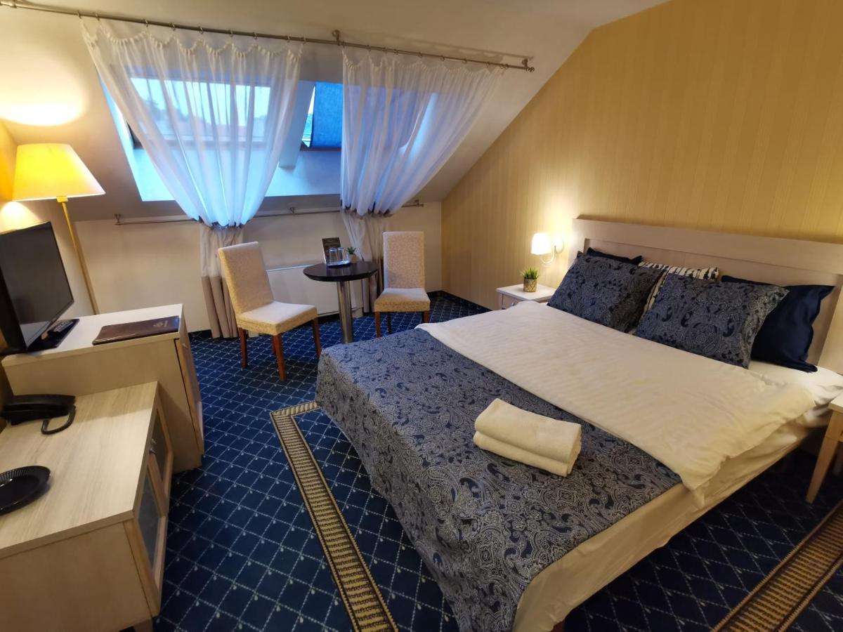 Las Vegas Rooms Vilnius Buitenkant foto